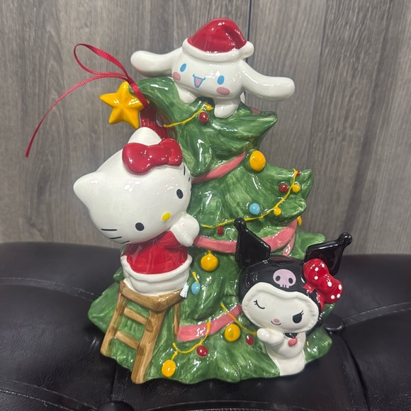 Blue Sky Clayworks Other - Blue Sky Clayworks Hello Kitty & Friends Decorating A Christmas Tree Figurine